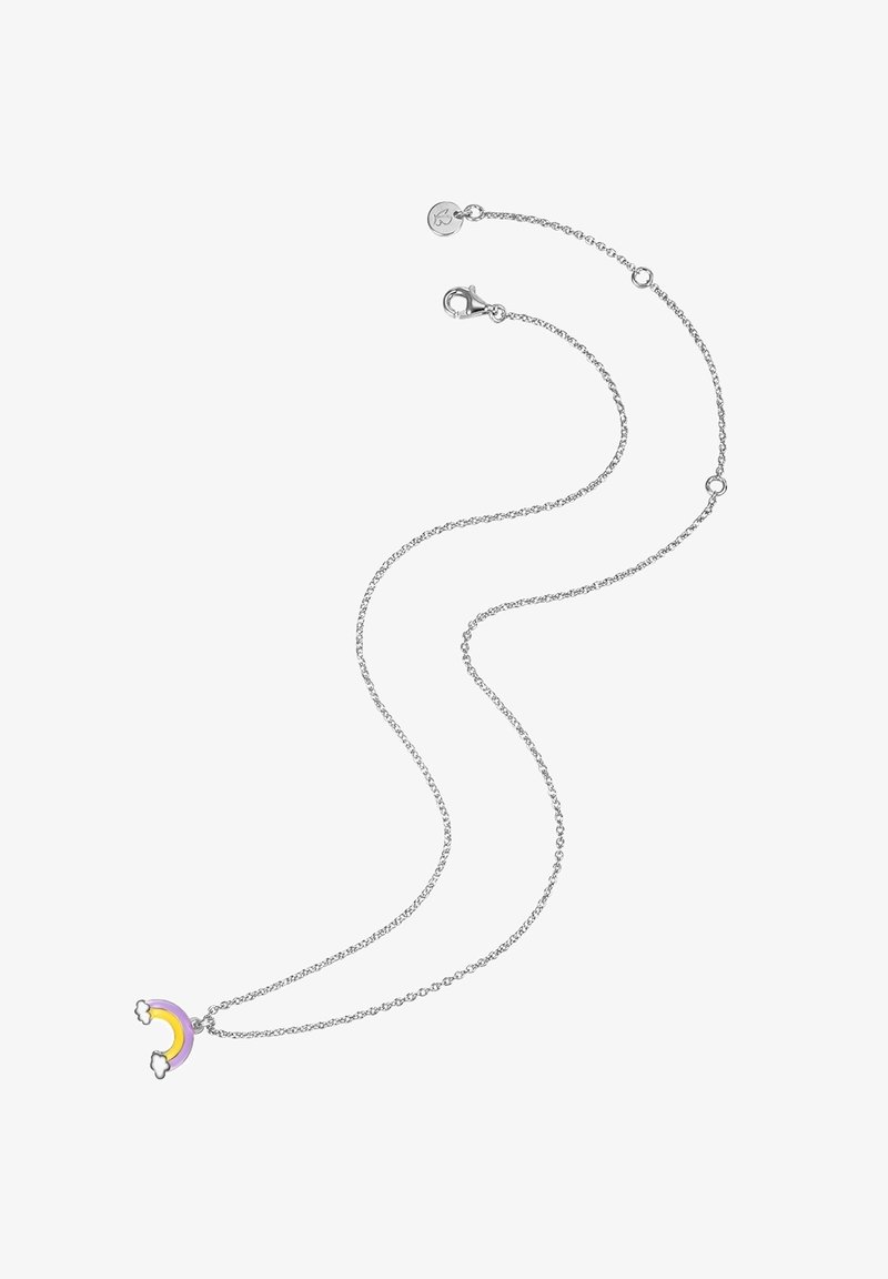 Collar de cadena de plata con un charm multicolor en forma de arcoíris y acentos de nubes, acabado suave y cierre de langosta.