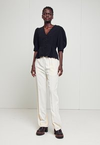 See by Chloé Παντελόνι - light ivory