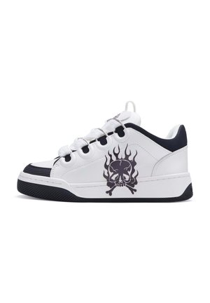 Ed Hardy FLIP LOW - FLAMING SKULL - Skate shoes - white/black