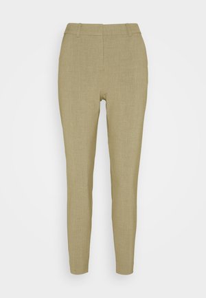 Bežīgas pielāgotas bikses, izgatavotas no strukturēta lina šķiedru maisījuma, ar pieguļošu piegriezumu, taisnām kājām un vidēja augstuma jostasvietu.