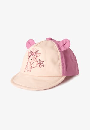 Gorra para niño pequeño en rosa y beige con una jirafa bordada sosteniendo una flor y dos pequeñas orejas de tela en la parte superior.