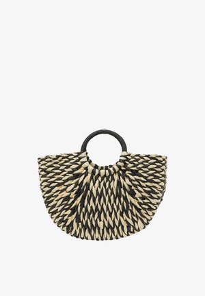 Woven handbag z naprzemiennymi wzorami czarnego i naturalnego słomkowego materiału, w kształcie półksiężyca, z okrągłym uchwytem na górze.