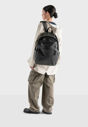 Herschel ALBERNI 24L - Rygsække - black