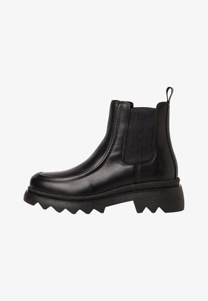 Musta nahkainen Chelsea-boot, jossa on joustavat sivupaneelit, pyöreä kärki ja viistoreunainen pohja. Sisältää vetotabin ja sileän pinnan.