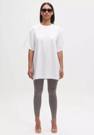 RELAXED NO. 2 - T-shirt print - off white