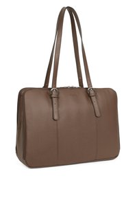 Bruine leren totebag met twee lange handvaten, een rechthoekige vorm en zijritsvakken. Getextureerd oppervlak met minimale hardware.