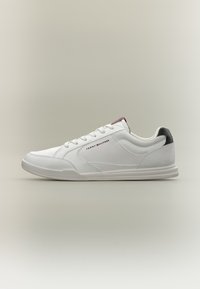 Δεν επιλέχθηκε, white
