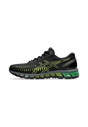 Czarne i limonkowo zielone buty do biegania ASICS GEL-Quantum 360 1 z siateczkową cholewką i segmentowaną amortyzowaną podeszwą.