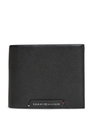 Schwarze strukturierte Lederbrieftasche mit einer kleinen Tommy Hilfiger Logoplatte vorne unten in der Mitte.