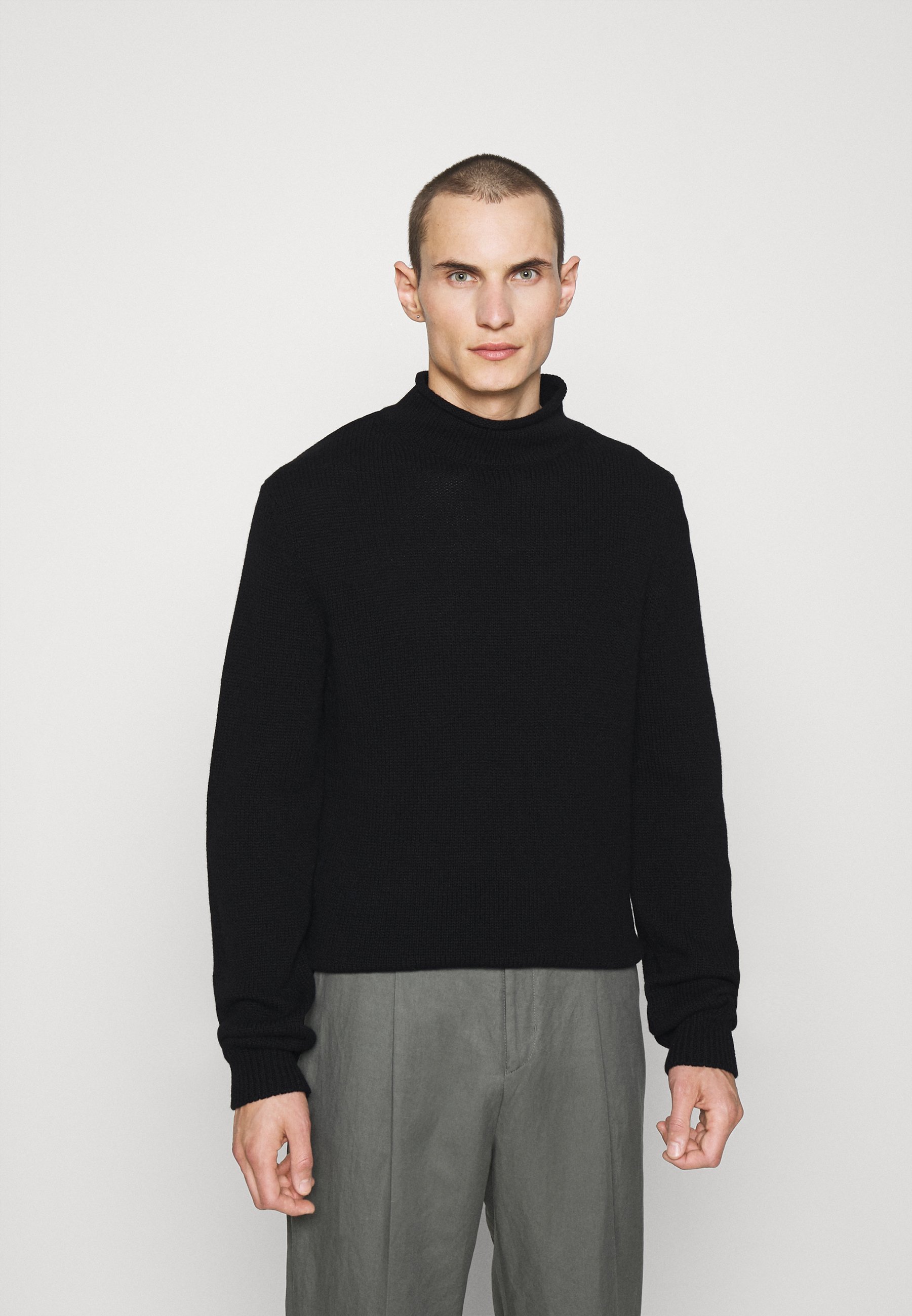 milo pullover