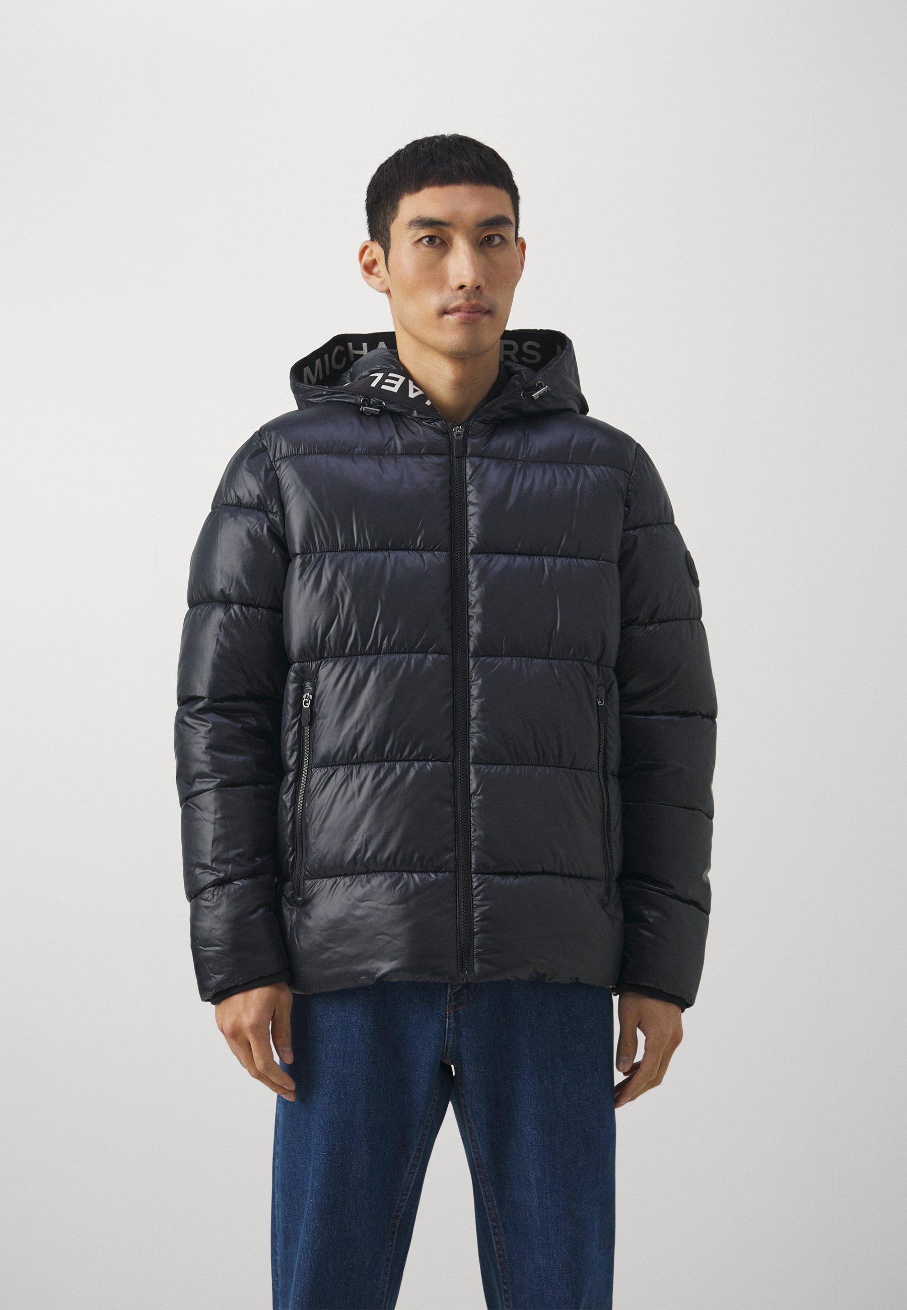 Michael Kors HOODED LOGO TAPE PUFFER - Winterjacke - black/schwarz  