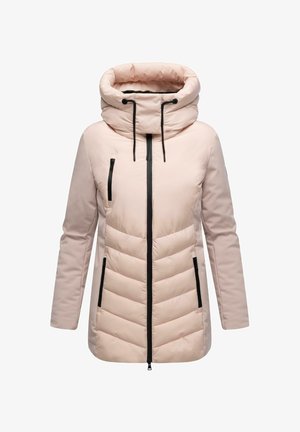 Beige polsterdatud jakk kõrge kaelusega, musta tõmblukuga ja aksessuaaridega. Omab kahte tõmblukuga taskut ja sileda, kerge tekstuuri.