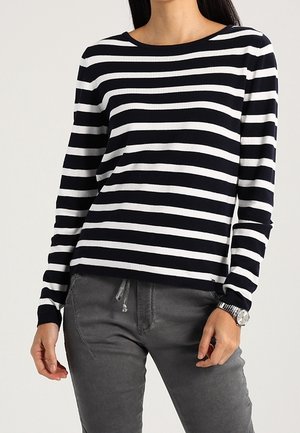 Sweter