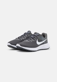Nike Performance Obuwie do biegania treningowe