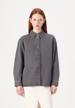 ONLTANYA OVERSHIRT - Blus - grey denim