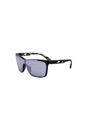 Occhiali da sole sportivi neri Adidas con lenti grigie avvolgenti e aste interne con motivo mimetico, inclinati su sfondo bianco.