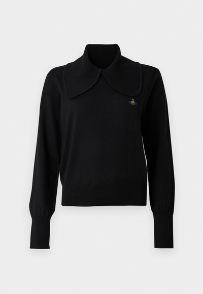 Pull noir à manches longues avec col large et pointu et petit logo brodé multicolore sur la poitrine gauche.