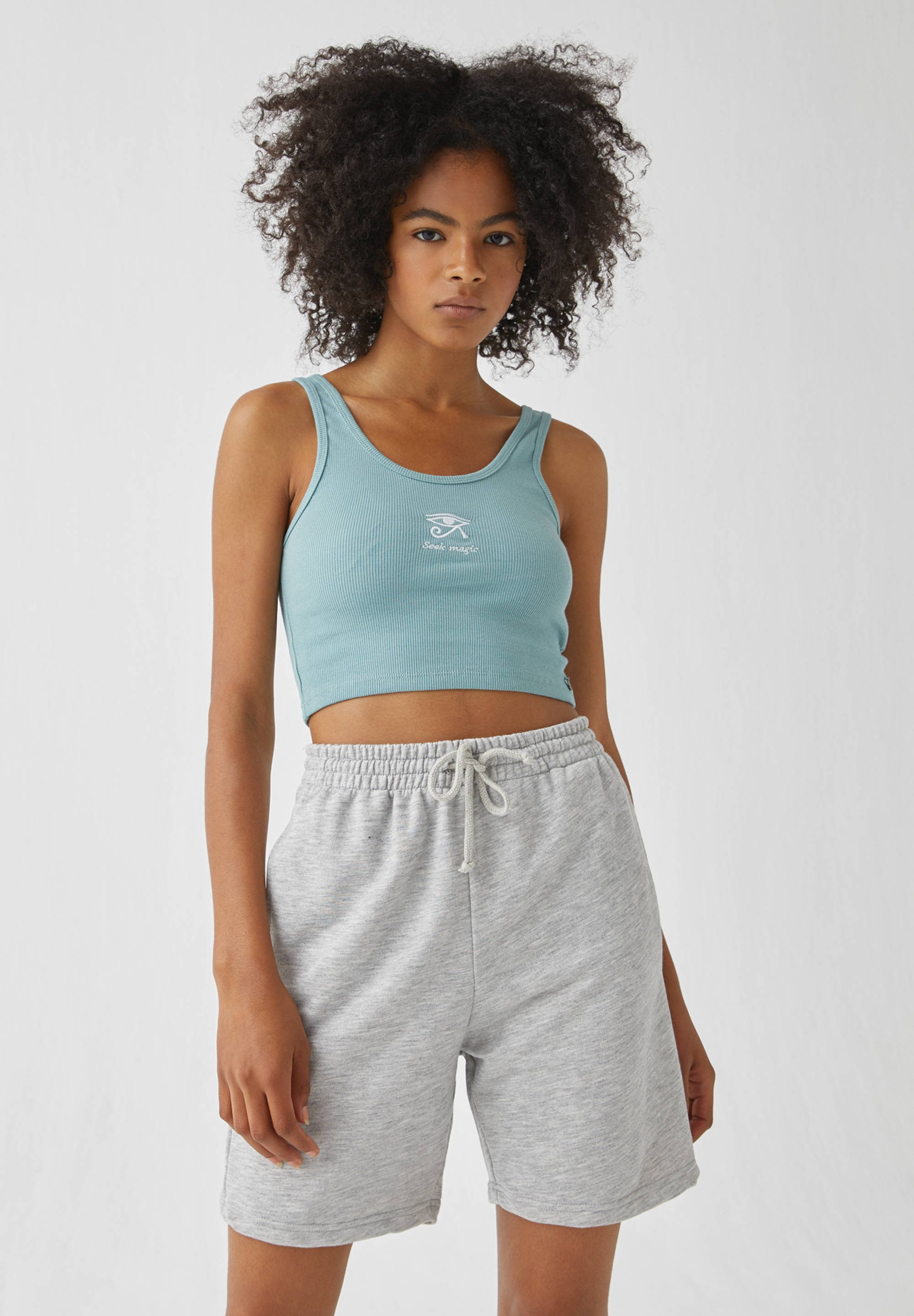 Royal Short Jeans Met Verfspatten — FINESTDENIM.COM