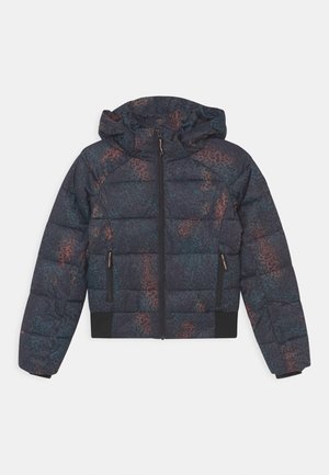 Mørkeblå polstret jakke med hætte, lynlås foran, lynlåslommer og subtilt flerfarvet leopardmønster.