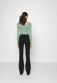 JDY Tall JDYPRETTY  PANT - Pantalon classique - black
