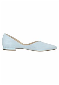 Chaussure plate en daim bleu clair à bout pointu, avec un petit talon empilé et une doublure intérieure lisse.