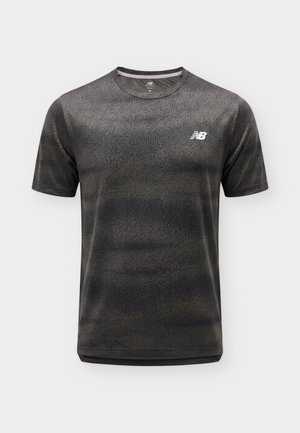New Balance, ATHLETICS - Sports T-shirts - black