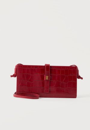 By Malene Birger, VERA PHONE - Калъф за телефон - red dahlia