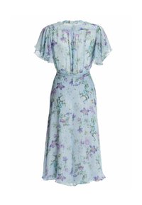 Robe midi bleu clair avec imprimé floral violet et vert, manches légères transparentes, taille ceinturée et jupe plissée, vue de dos.