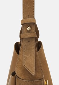 PARFOIS Geantă de mână - camel