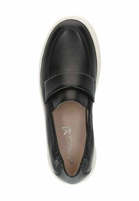 Must värvi nahast slip-on kingad laia rihmaga, ümarate varvastega, elastsete külgedega ja paksu valge tallaga. Omab peent brändimist sisesoolikas.