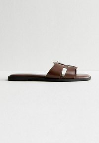 Thumbnail Image 5