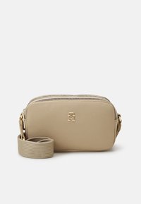 Unselected, beige