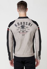 Veste en similicuir - crudo off white