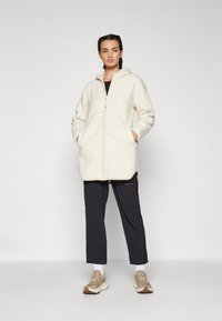 Helly Hansen MAUD PILE JACKET - Fleecejas - cream