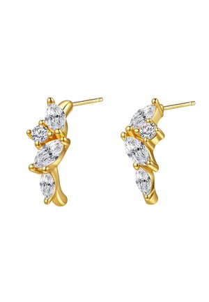 Pendientes curvados en tono dorado que presentan piedras preciosas claras en forma de marquesa y redondas. El diseño es intrincado, mostrando una textura suave y una superficie reflectante.