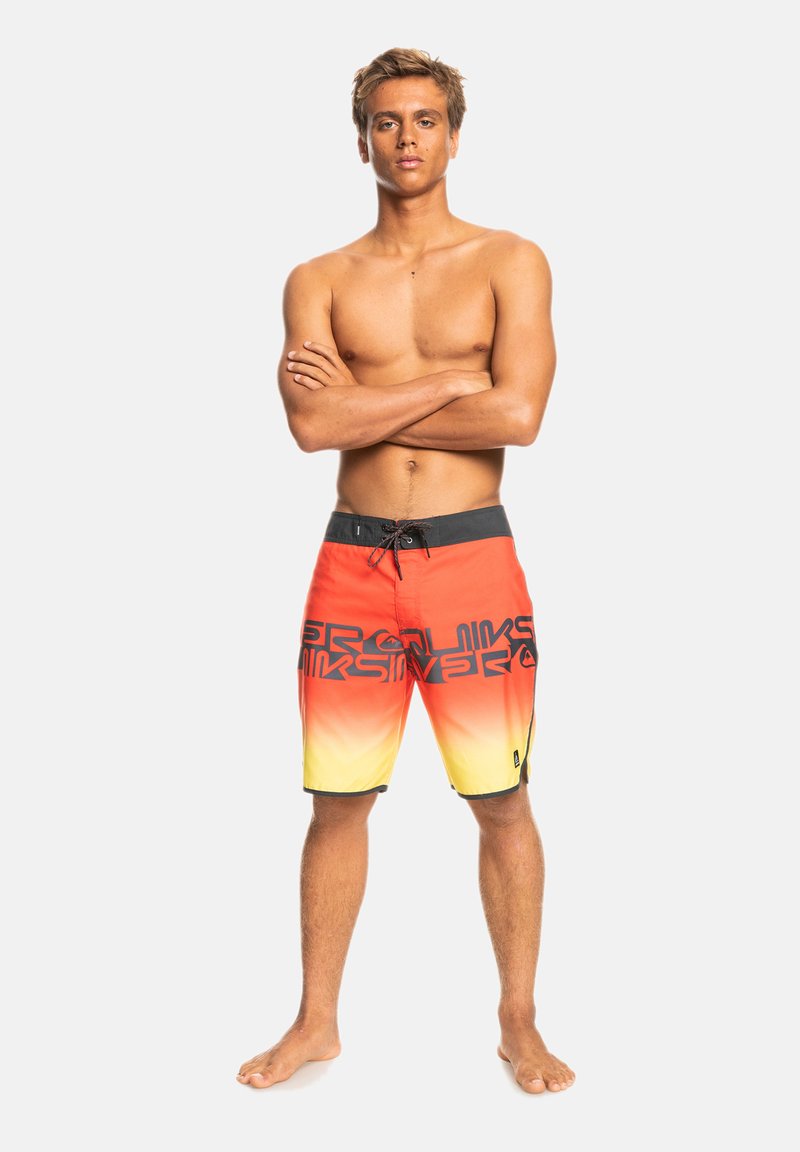 Herren Badehosen | Quiksilver EVERYDAY SCALLOP Badeshorts fiery coral/pink - QS56344 Herren Badehosen | Quiksilver EVERYDAY SCALLOP Badeshorts fiery coral/pink - QS56344