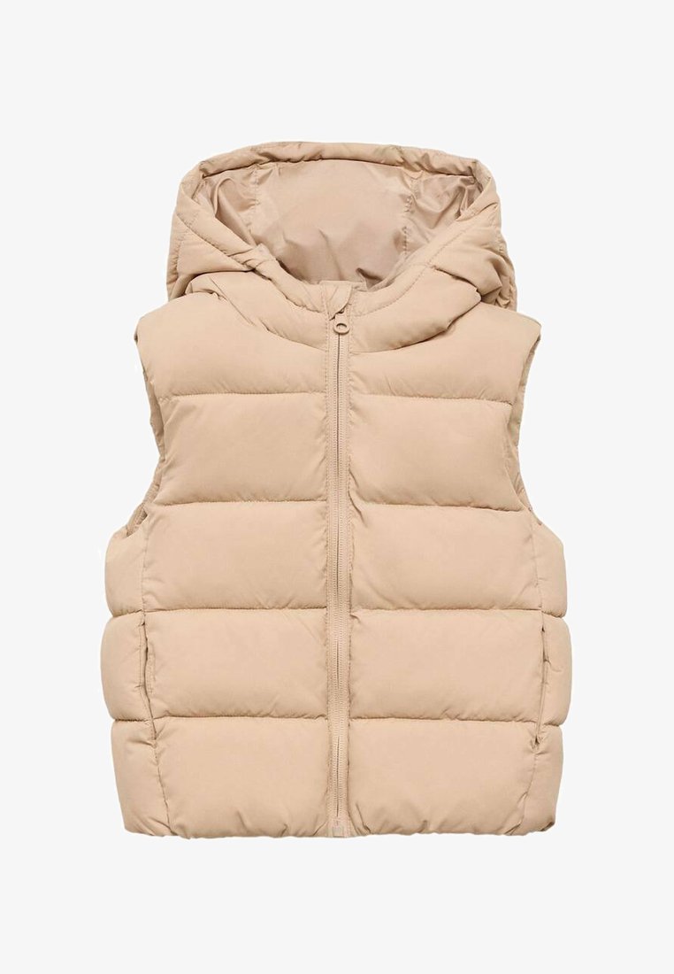 béžový puffový vest s kapucňou, ktorý má predné zipsové zapínanie a prešívaný design. Mäkká, hladká tkanina s ľahkým vzhľadom.