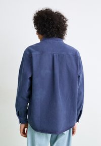 Thumbnail Image 4