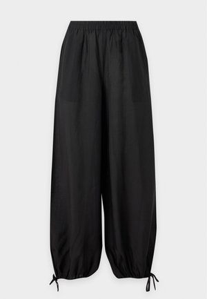 Pieces, PCALAIA BALLOON PANTS - Παντελόνι - black