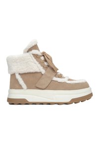 Beige enkellaars met nepbontvoering, bovenwerk van suede, veters en bandjesluiting, dikke witte tussenzool en rubberen buitenzool met grip.