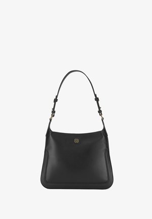 Sac à main en cuir noir avec une texture lisse, une forme courbée et une seule bandoulière ajustable. Présente un petit logo doré à l'avant.