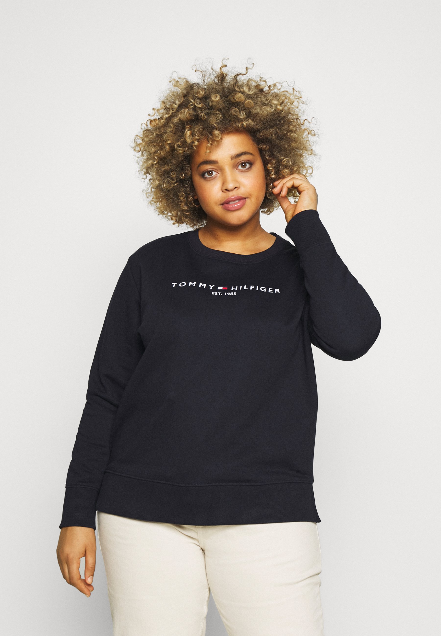 curve tommy hilfiger