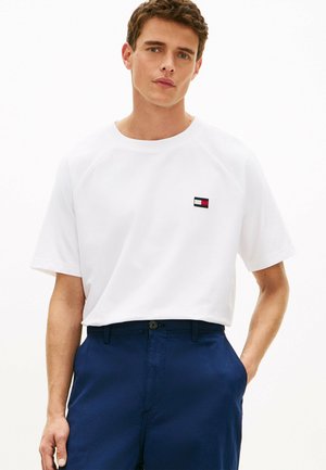 RAGLAN SLEEVE RELAXED - T-shirts basic - white