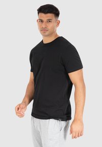 Smilodox KARRY 3ER PACK - T-shirts basic - schwarz