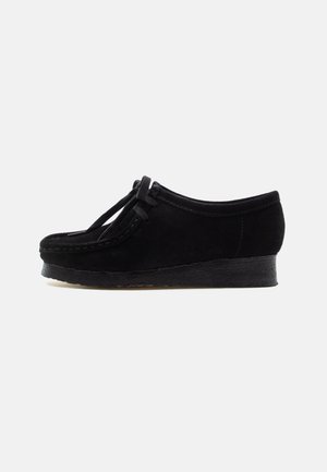 WALLABEE - Sznurowane obuwie sportowe