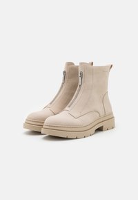 Tamaris ONLINE EXCLUSIVE - Platform ankle boots - shell