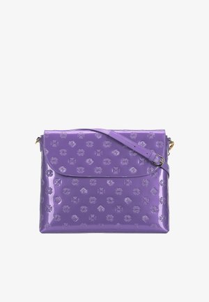 Sac à épaule violet brillant avec motifs floraux et géométriques en relief, sangle ajustable et détail de boucle dorée.