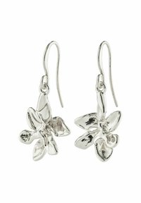 Silver flower-shaped earrings with a polished finish and a hook design. Detailed petal texture and three-dimensional form enhance visual interest.
