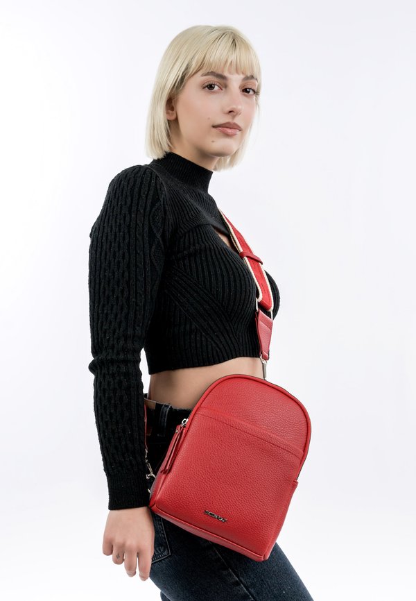 ELENA - Umhängetasche