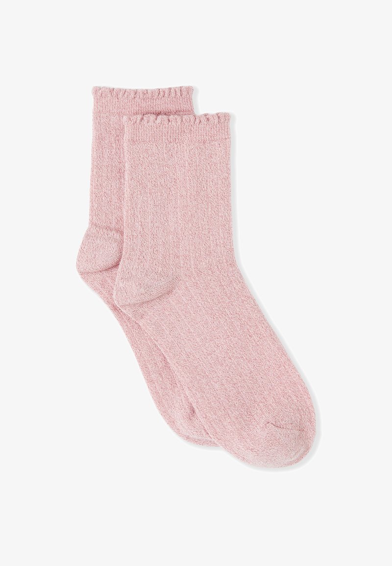 Chaussettes tricotées rose clair avec une texture douce, un design côtelé et des bords festonnés. Fabriquées en tissu confortable et extensible, idéal pour une tenue décontractée.